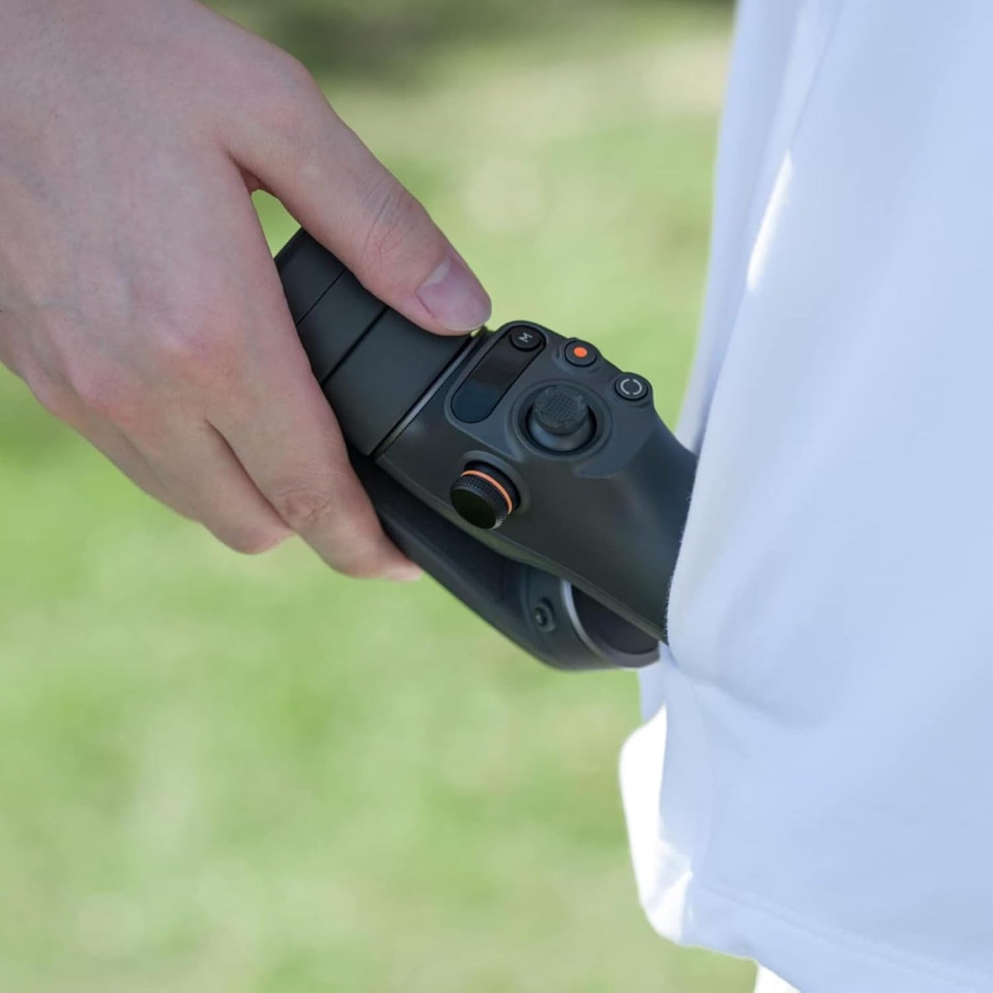 DJI Osmo Mobile 6 – Stabilisateur Smartphone Intelligent 3 Axes